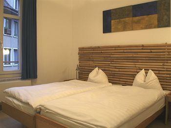 Asrama Linda's Beauty Zurich